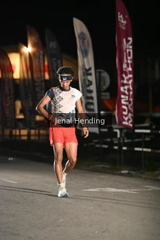 Runner Photo 1610683