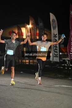 Runner Photo 1610723