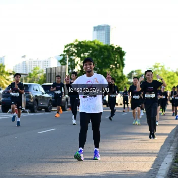 Runner Photo 1610811