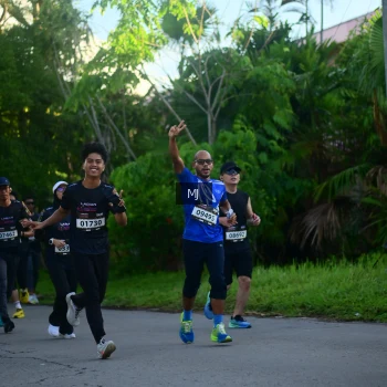Runner Photo 1610823