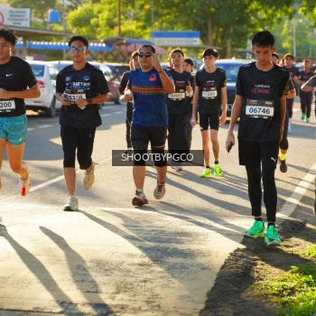 Runner Photo 1610824