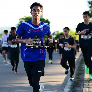 Runner Photo 1611039