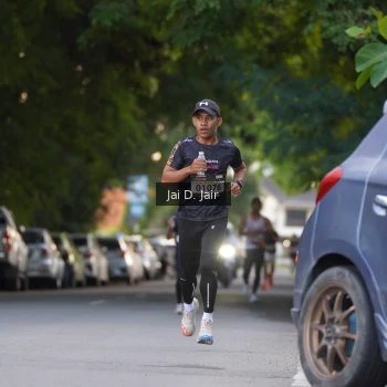Runner Photo 1611064