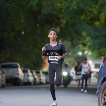 Runner Photo 1611131