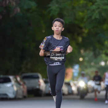 Runner Photo 1611139