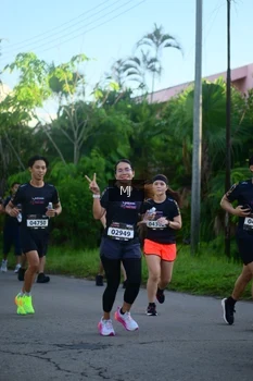 Runner Photo 1611223