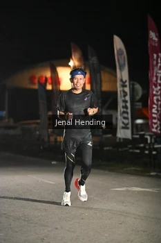 Runner Photo 1611227