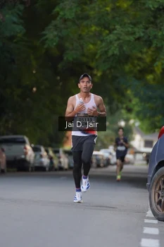 Runner Photo 1611252
