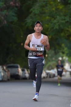 Runner Photo 1611257