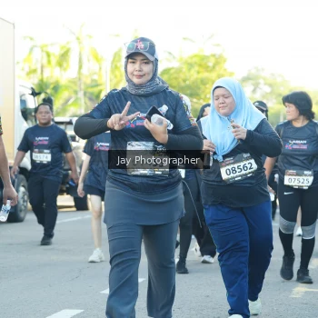 Runner Photo 1611372