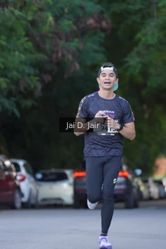 Runner Photo 1611387
