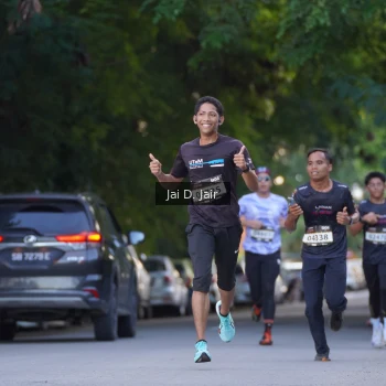Runner Photo 1611616