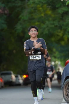 Runner Photo 1611708
