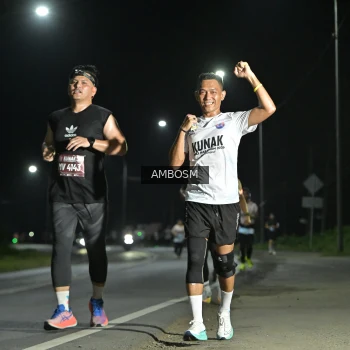 Runner Photo 1611711
