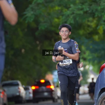 Runner Photo 1611714