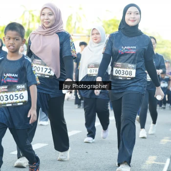 Runner Photo 1611764