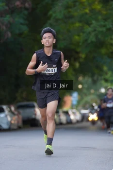 Runner Photo 1611882