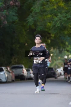 Runner Photo 1611979