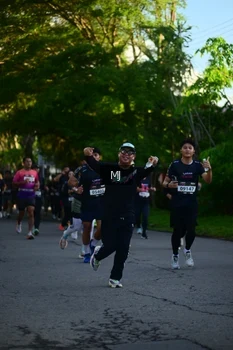 Runner Photo 1611985