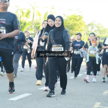 Runner Photo 1612121