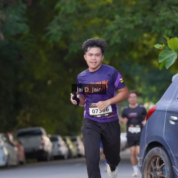Runner Photo 1612175