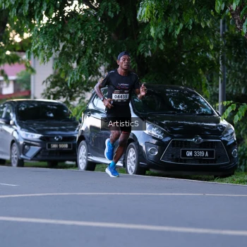 Runner Photo 1612213