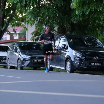 Runner Photo 1612229