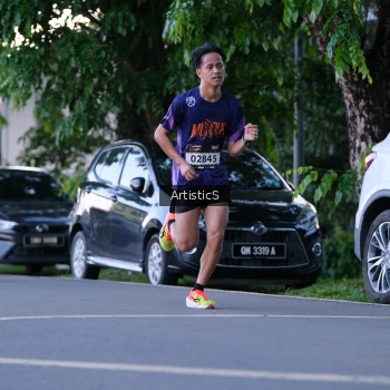 Runner Photo 1612267