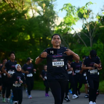 Runner Photo 1612404