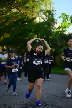 Runner Photo 1612482