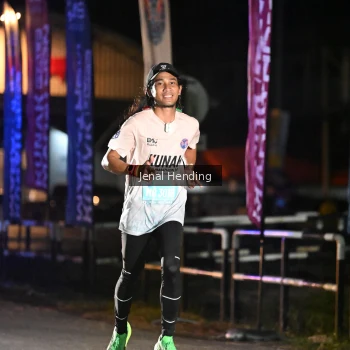 Runner Photo 1612500