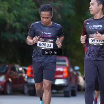 Runner Photo 1612583