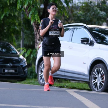 Runner Photo 1612631
