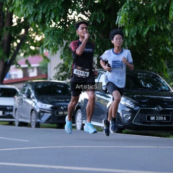 Runner Photo 1612641