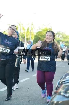 Runner Photo 1612683