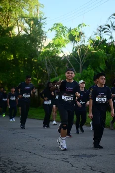 Runner Photo 1612805