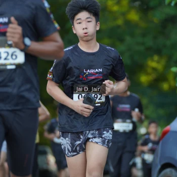 Runner Photo 1612870