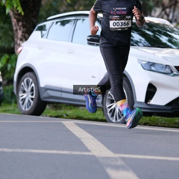 Runner Photo 1612988