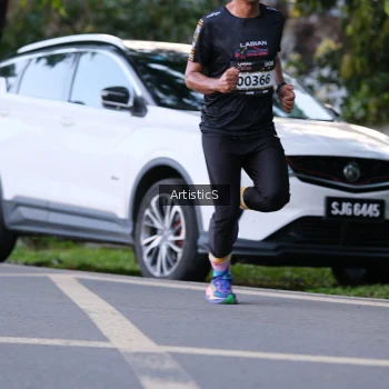 Runner Photo 1613018