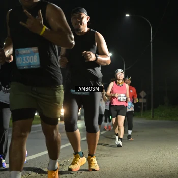 Runner Photo 1613099