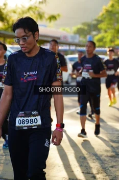 Runner Photo 1613107