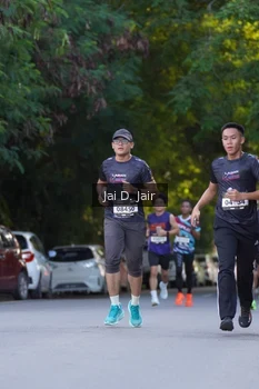 Runner Photo 1613108