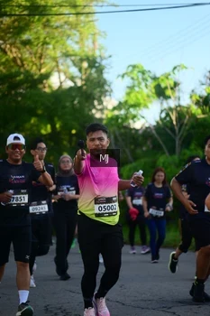 Runner Photo 1613188