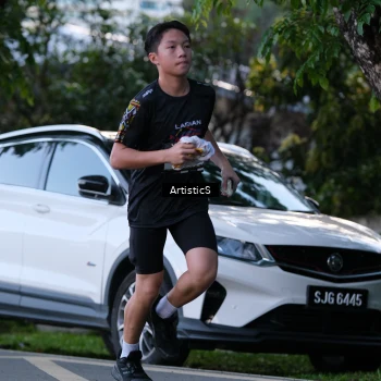 Runner Photo 1613207