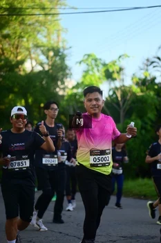 Runner Photo 1613209