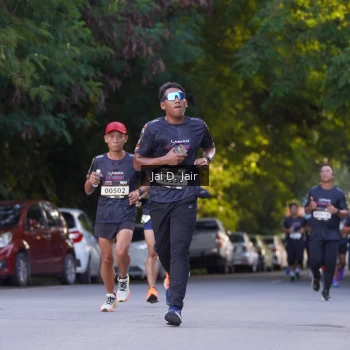 Runner Photo 1613239