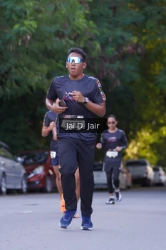 Runner Photo 1613269