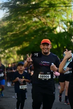 Runner Photo 1613291