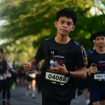 Runner Photo 1613322