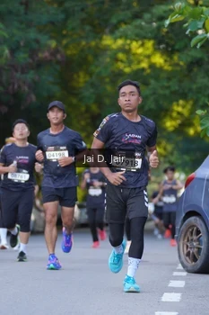 Runner Photo 1613358